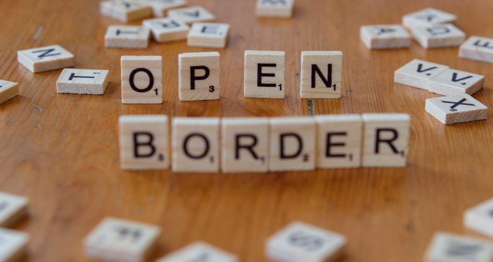 your-guide-to-starting-and-funding-a-cross-border-business--from-incorporation-to-investment